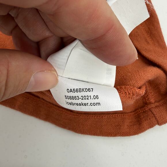 ICEBREAKER 
Wool Long Sleeve Button Up Shirt Women XS V-Neck Langenlook Relaxed - Picture 5 of 7